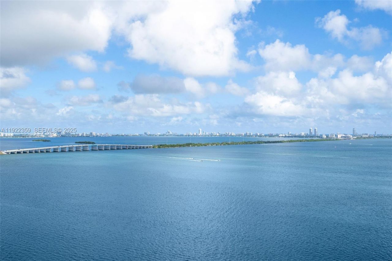 700 NE 24 Street, Unit 2003, Miami, FL 33137 Photo