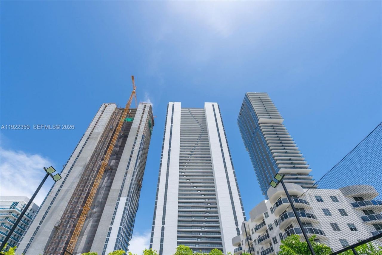 700 NE 24 Street, Unit 2003, Miami, FL 33137 Photo