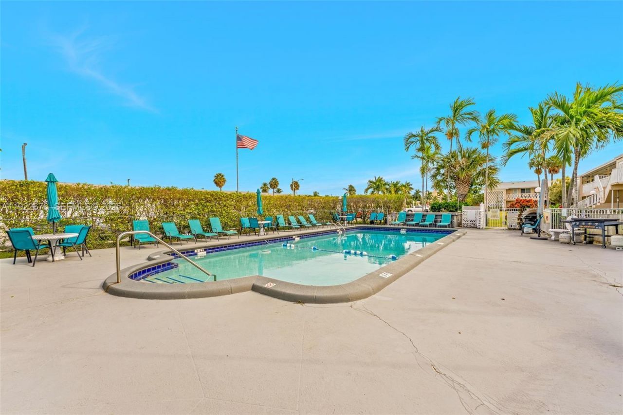 900 Atlantic Shores Blvd, Unit 105, Hallandale Beach, FL 33009 Photo