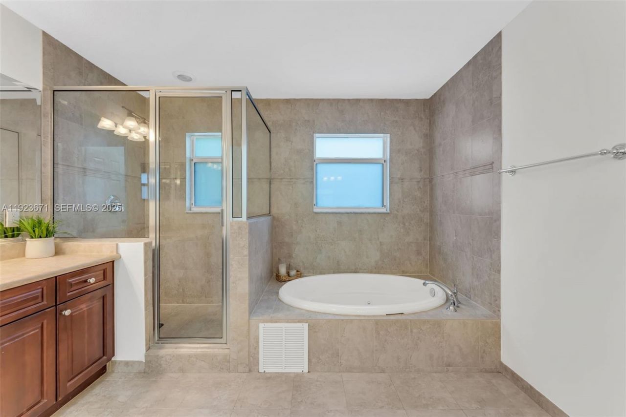 13909 SW 86th Ct, Unit 13909, Palmetto Bay, FL 33158 Photo