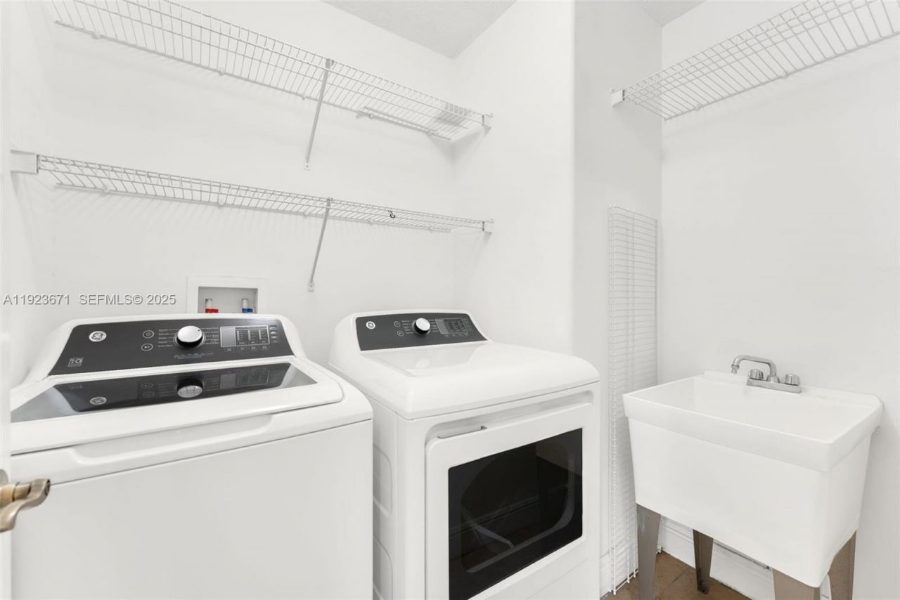 13909 SW 86th Ct, Unit 13909, Palmetto Bay, FL 33158 Photo