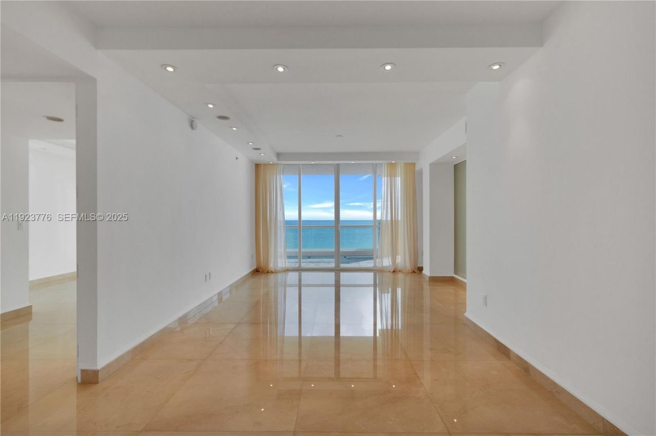 17875 Collins Ave, Unit 905, Sunny Isles Beach, FL 33160 Photo