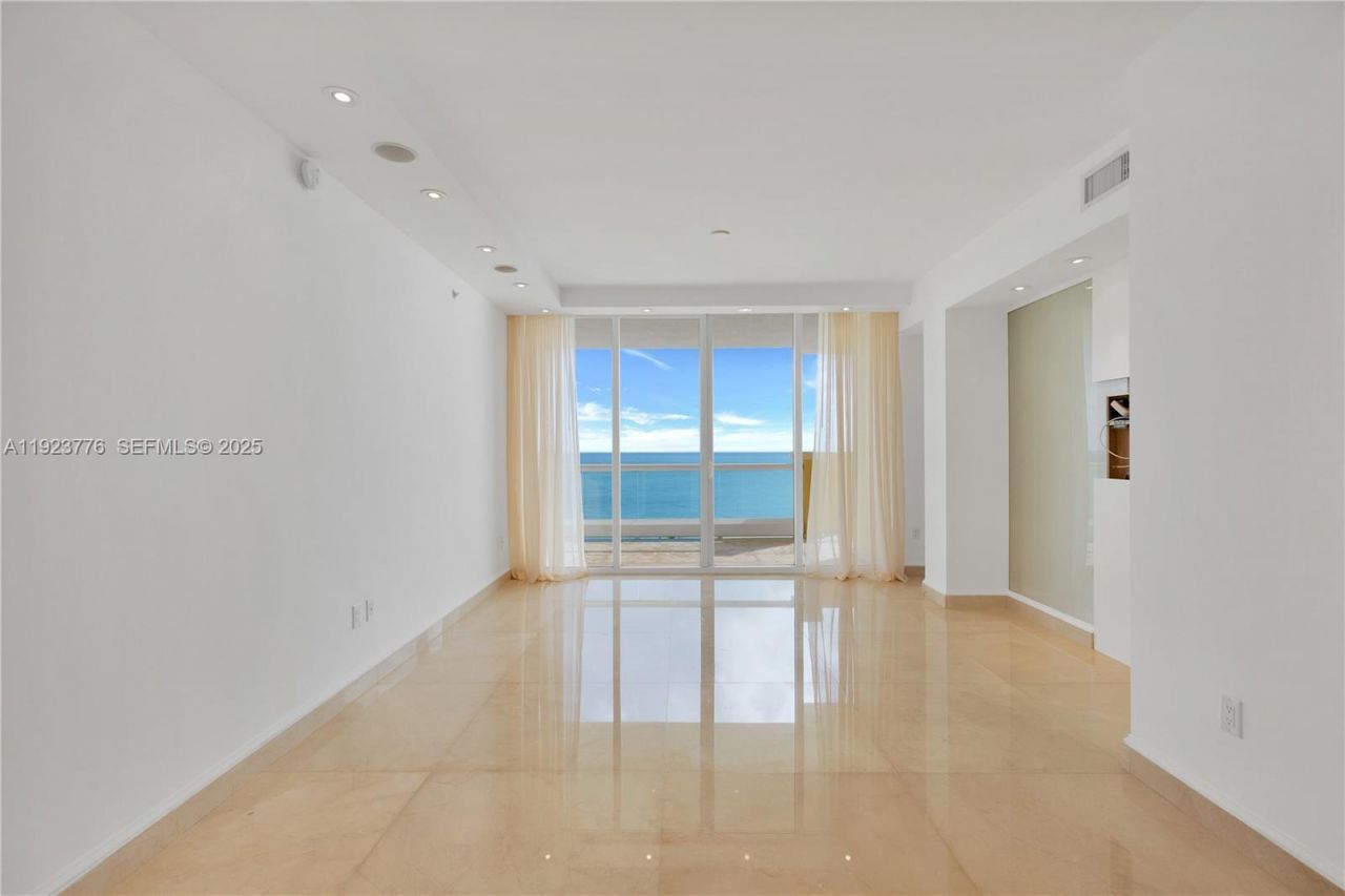 17875 Collins Ave, Unit 905, Sunny Isles Beach, FL 33160 Photo