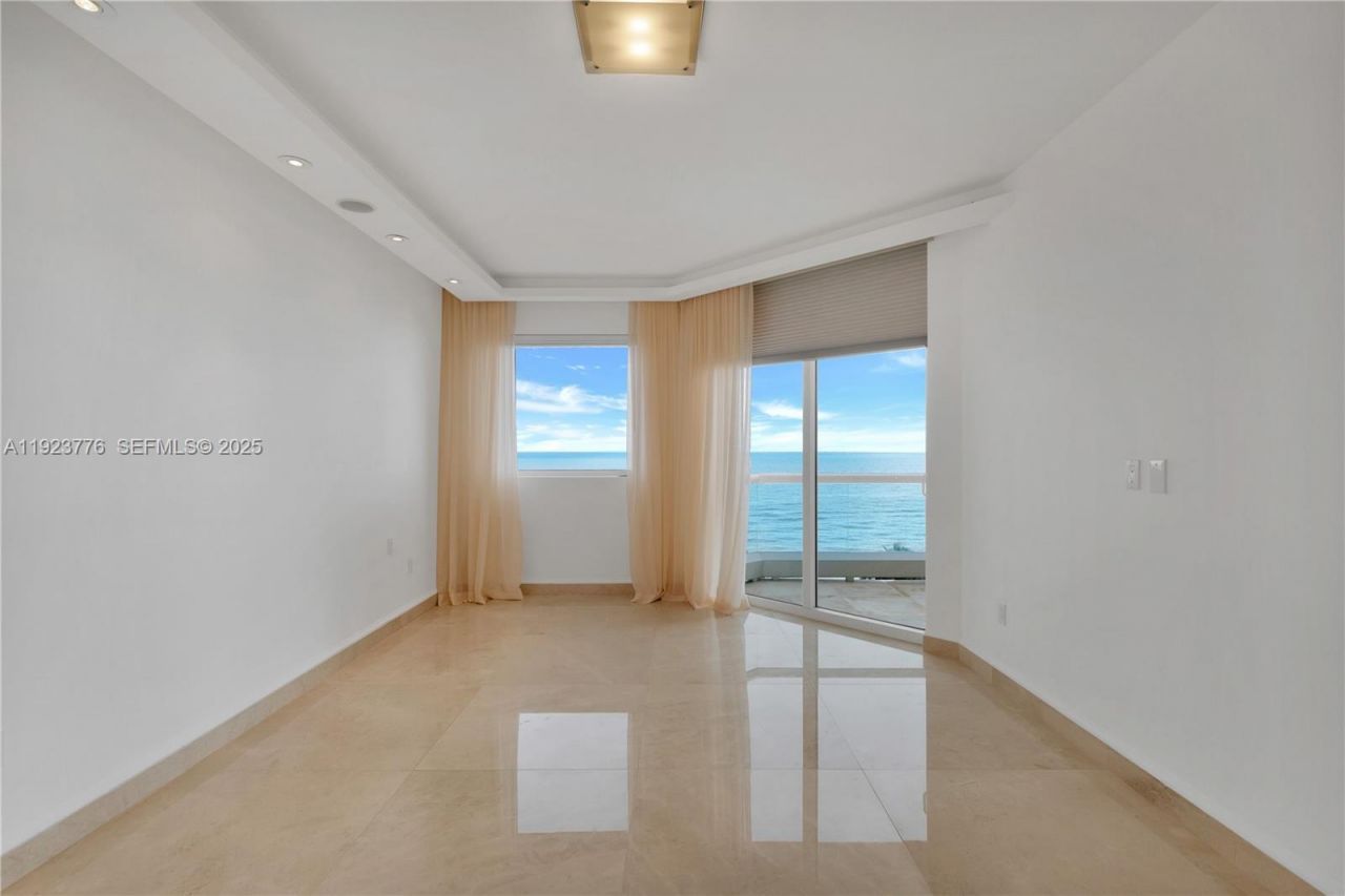 17875 Collins Ave, Unit 905, Sunny Isles Beach, FL 33160 Photo