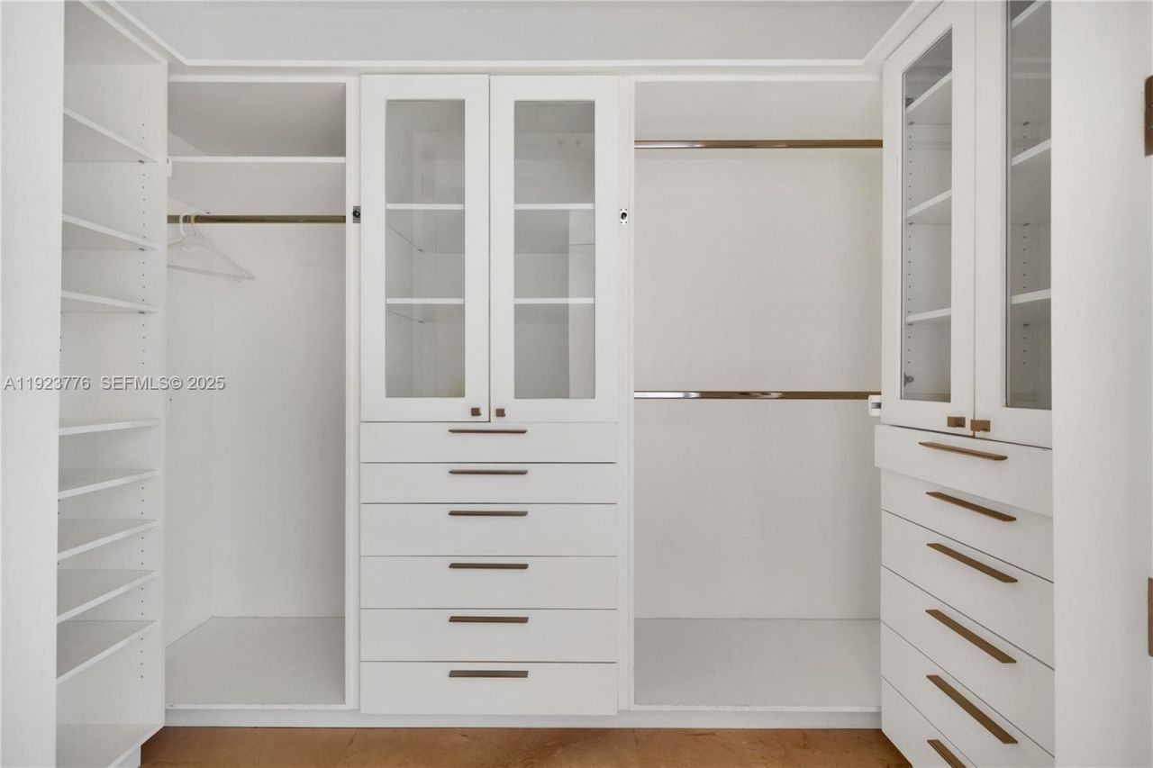 17875 Collins Ave, Unit 905, Sunny Isles Beach, FL 33160 Photo