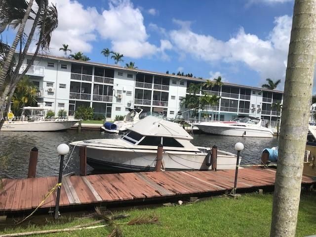 645 NE 77th St, Unit 8, Miami, FL 33138 Photo