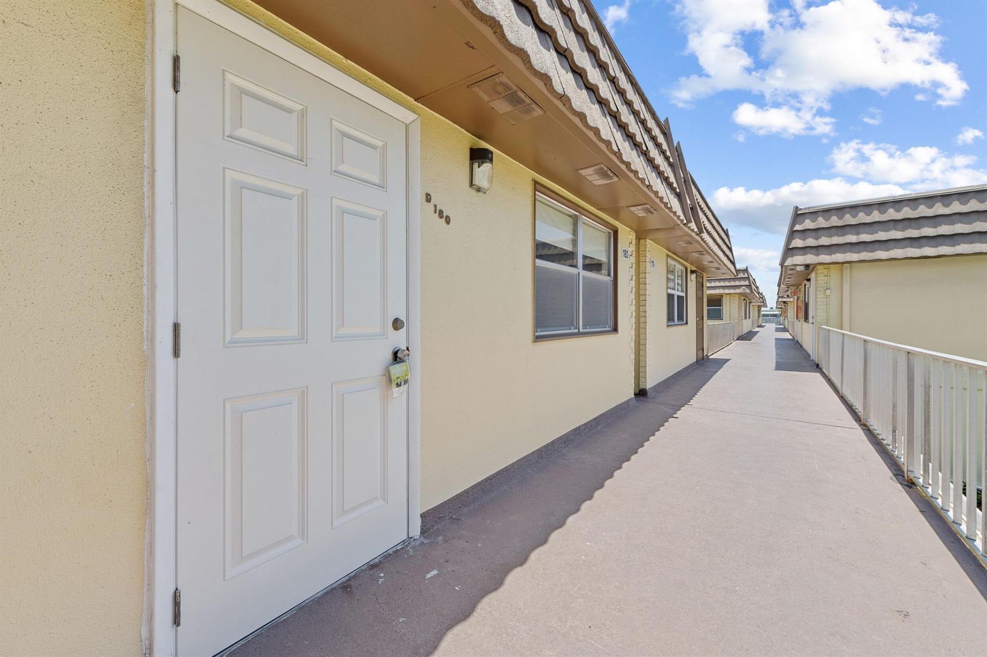 180 Saxony D, Delray Beach, FL 33446 Photo