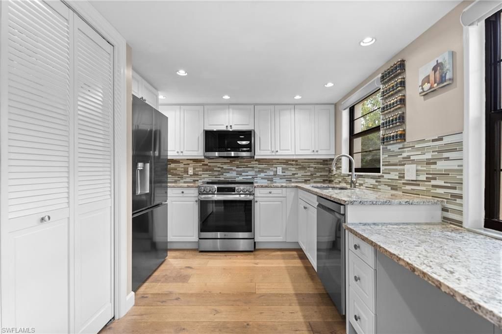 722 10th Ave S, Unit A102, Naples, FL 34102 Photo