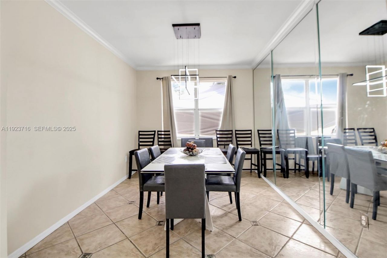 15875 SW 149th Lane, Miami, FL 33196 Photo