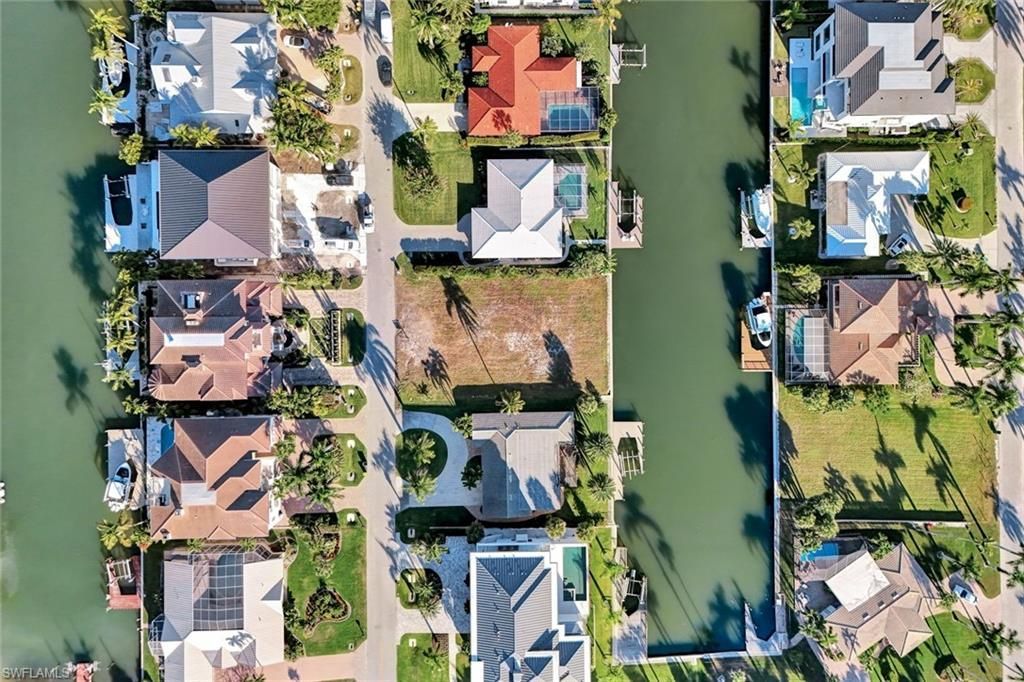 112 Seabreeze Ave, Naples, FL 34108 Photo