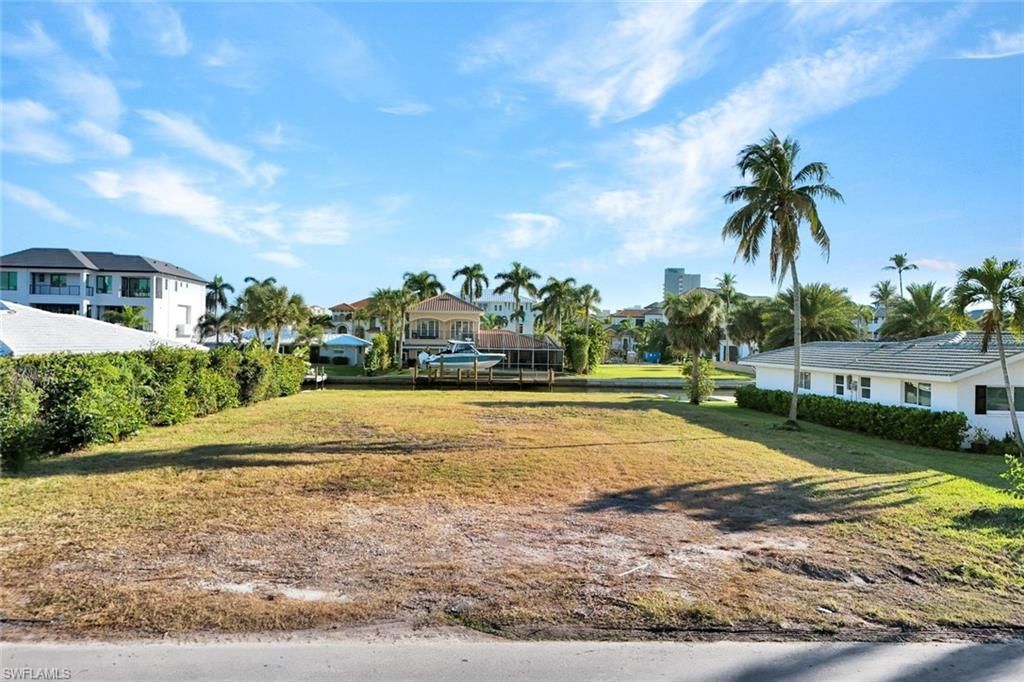 112 Seabreeze Ave, Naples, FL 34108 Photo