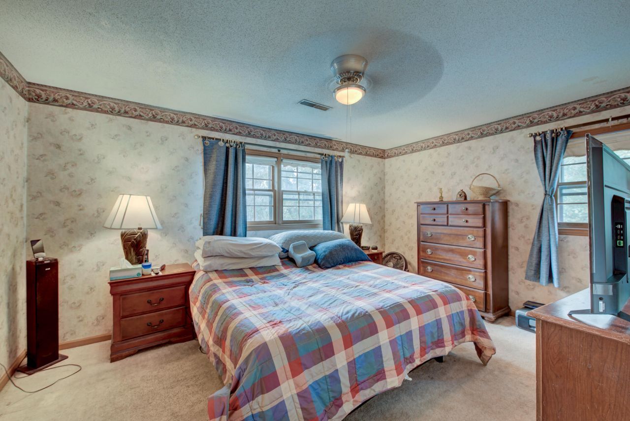 8041 Kittery Avenue Photo 18