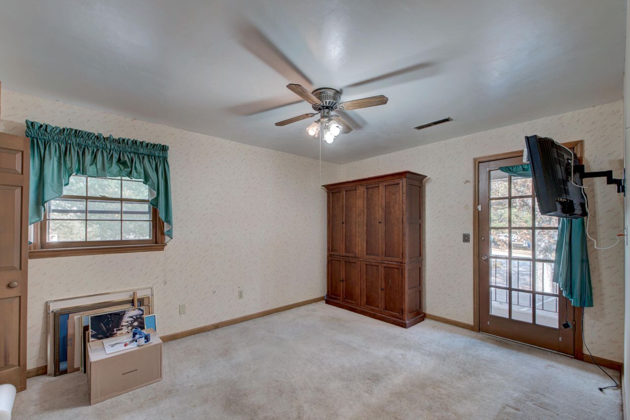 8041 Kittery Avenue Photo 26