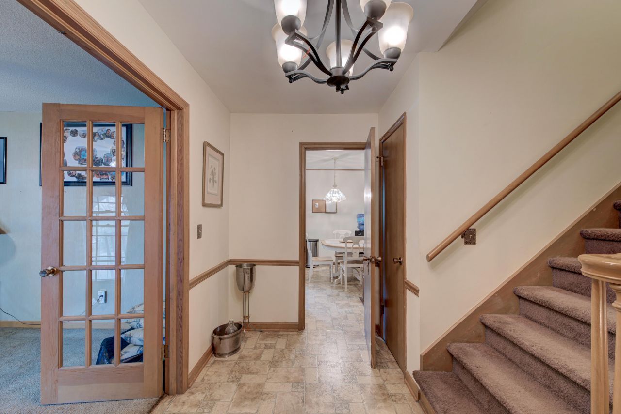 8041 Kittery Avenue Photo 35