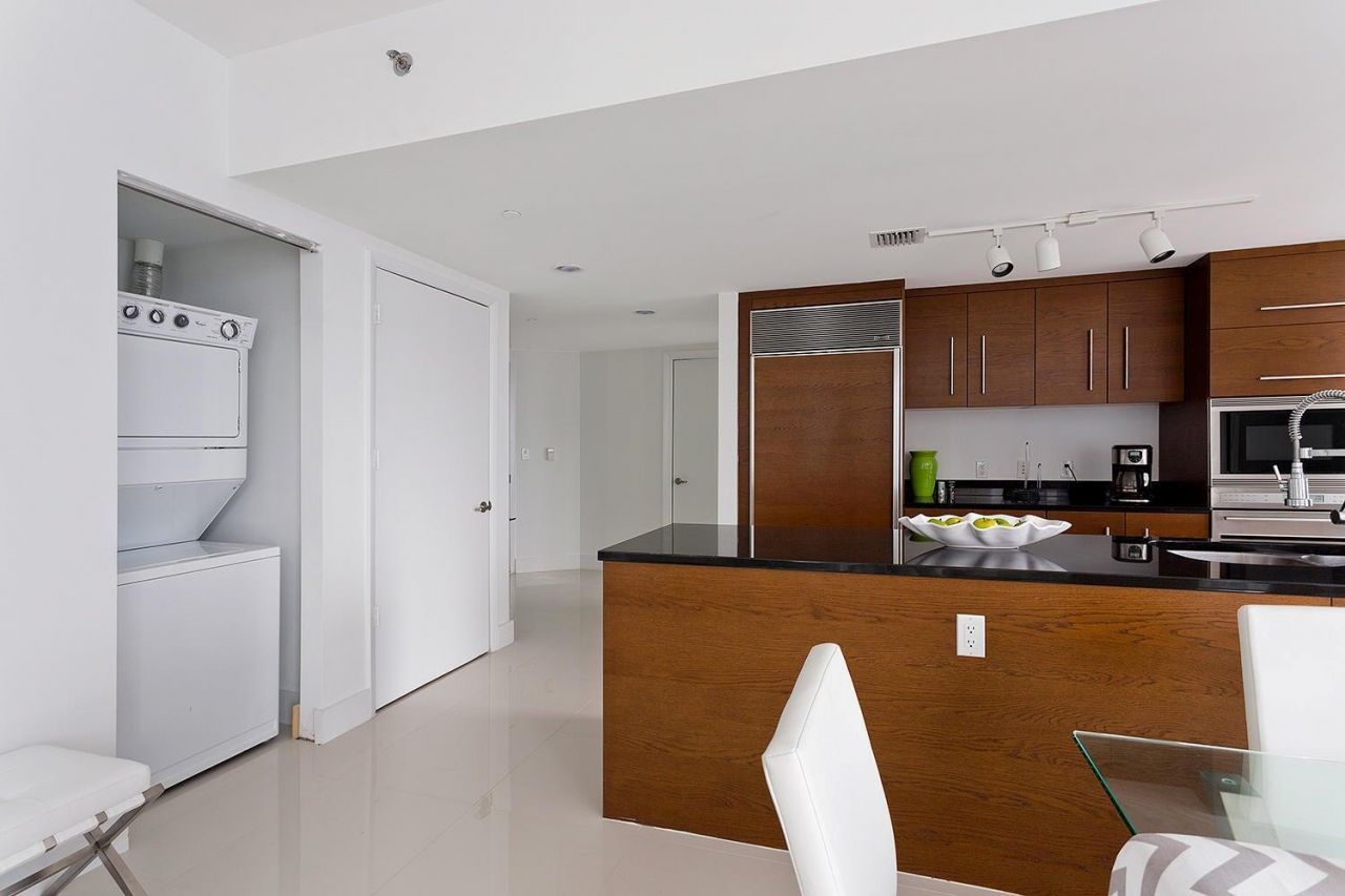 495 Brickell Avenue, Unit 4010, Miami, FL 33131 Photo