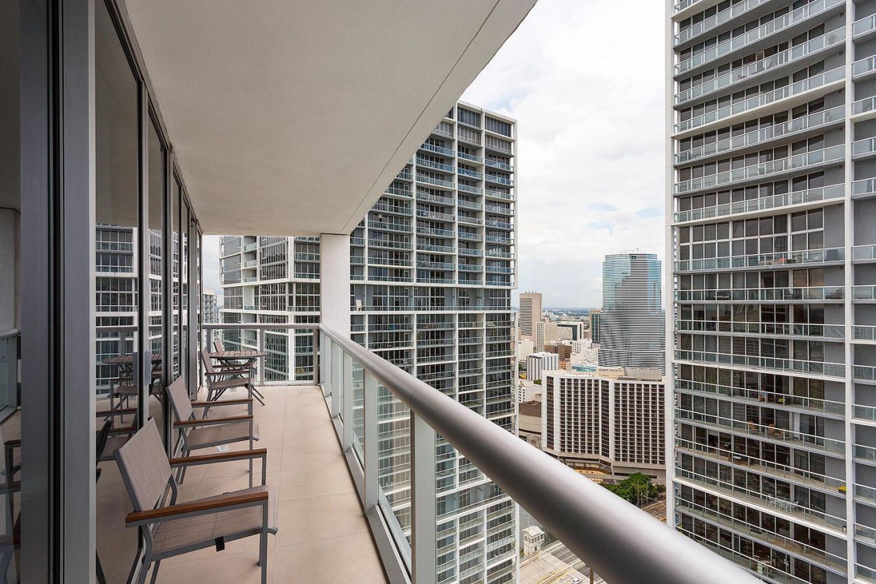 495 Brickell Avenue, Unit 4010, Miami, FL 33131 Photo