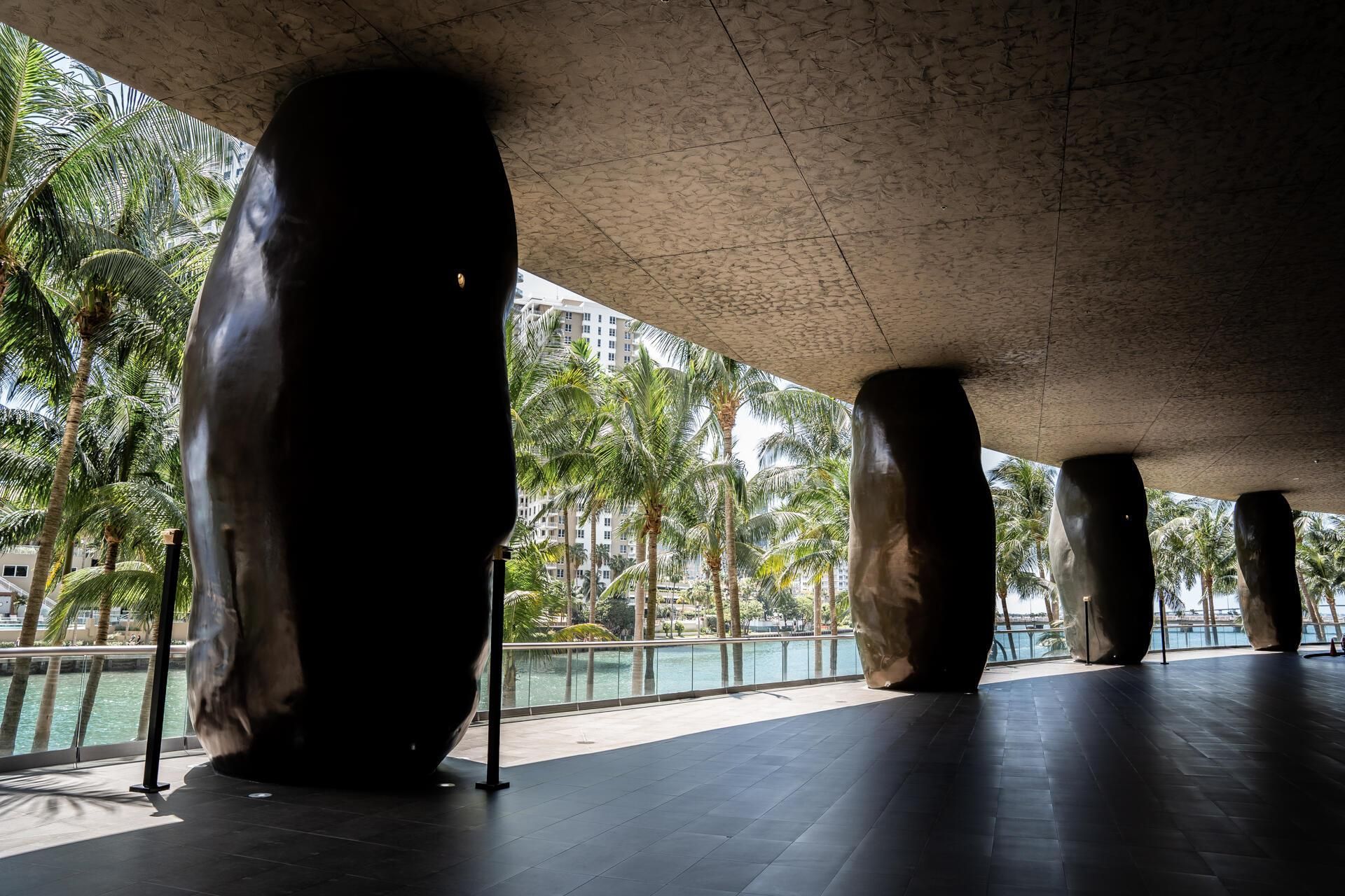 495 Brickell Avenue, Unit 4010, Miami, FL 33131 Photo