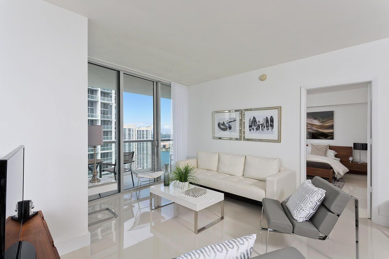 495 Brickell Avenue, Unit 4010, Miami, FL 33131 Photo