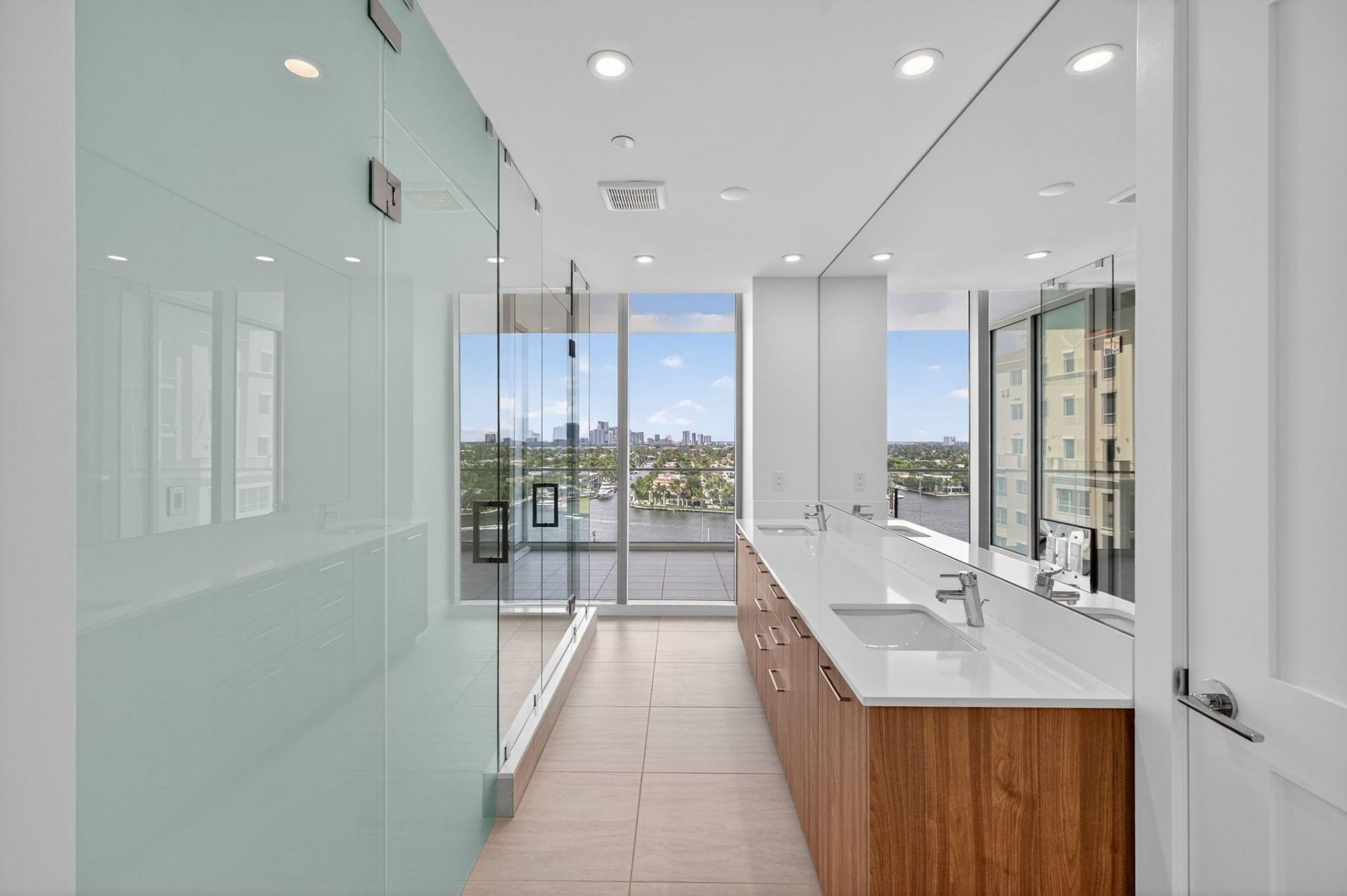 153 N Seabreeze Boulevard, Unit 1004-S, Fort Lauderdale, FL 33304 Photo