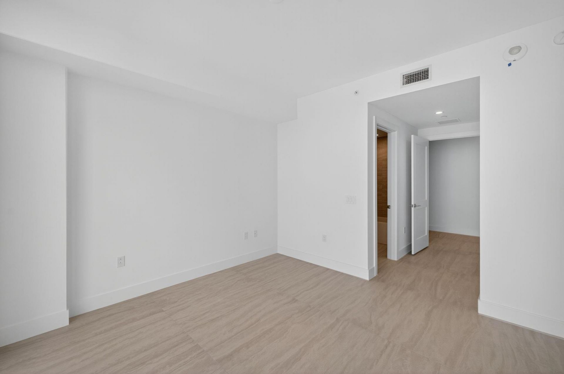 153 N Seabreeze Boulevard, Unit 1004-S, Fort Lauderdale, FL 33304 Photo