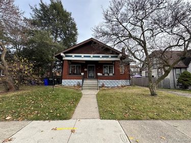 15464 Oakfield Street, Detroit, MI 48227