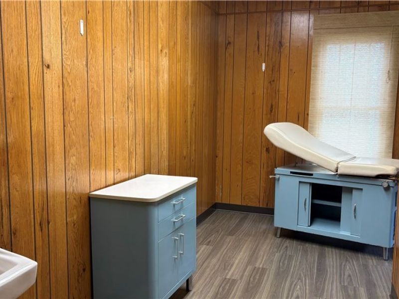 139 N Walnut Street, East Palestine, OH 44413 Photo 13