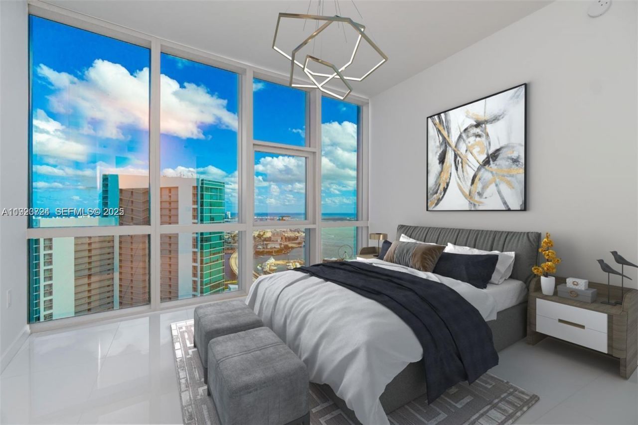 851 NE 1st Ave, Unit 4911, Miami, FL 33132 Photo