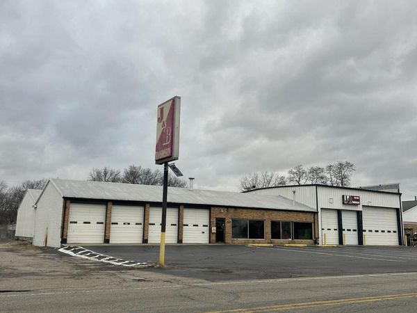 2547 Valley, Dayton, OH 45404