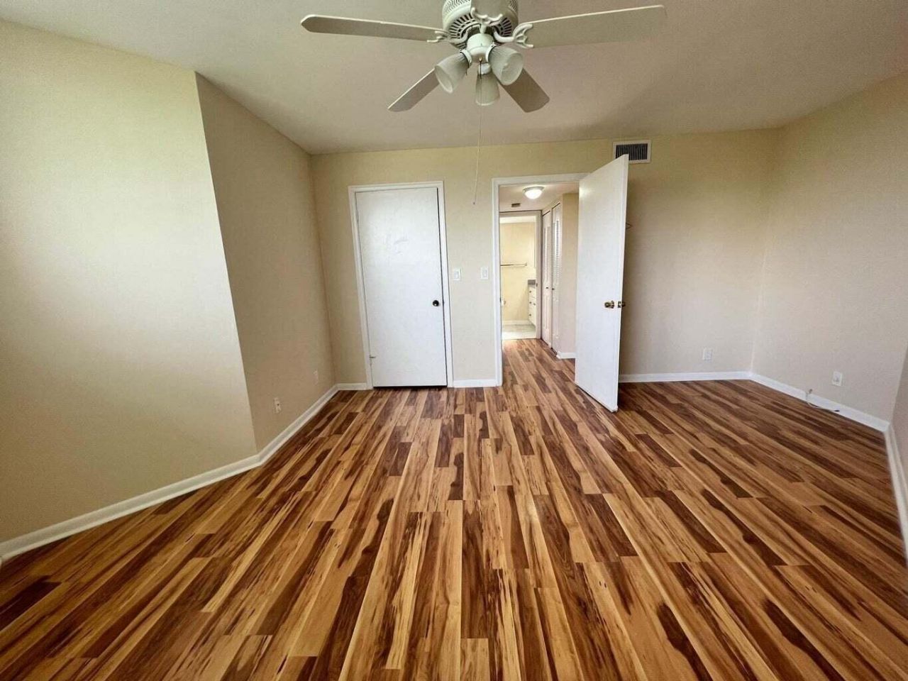 1900 N Congress Avenue, Unit 403, West Palm Beach, FL 33401 Photo