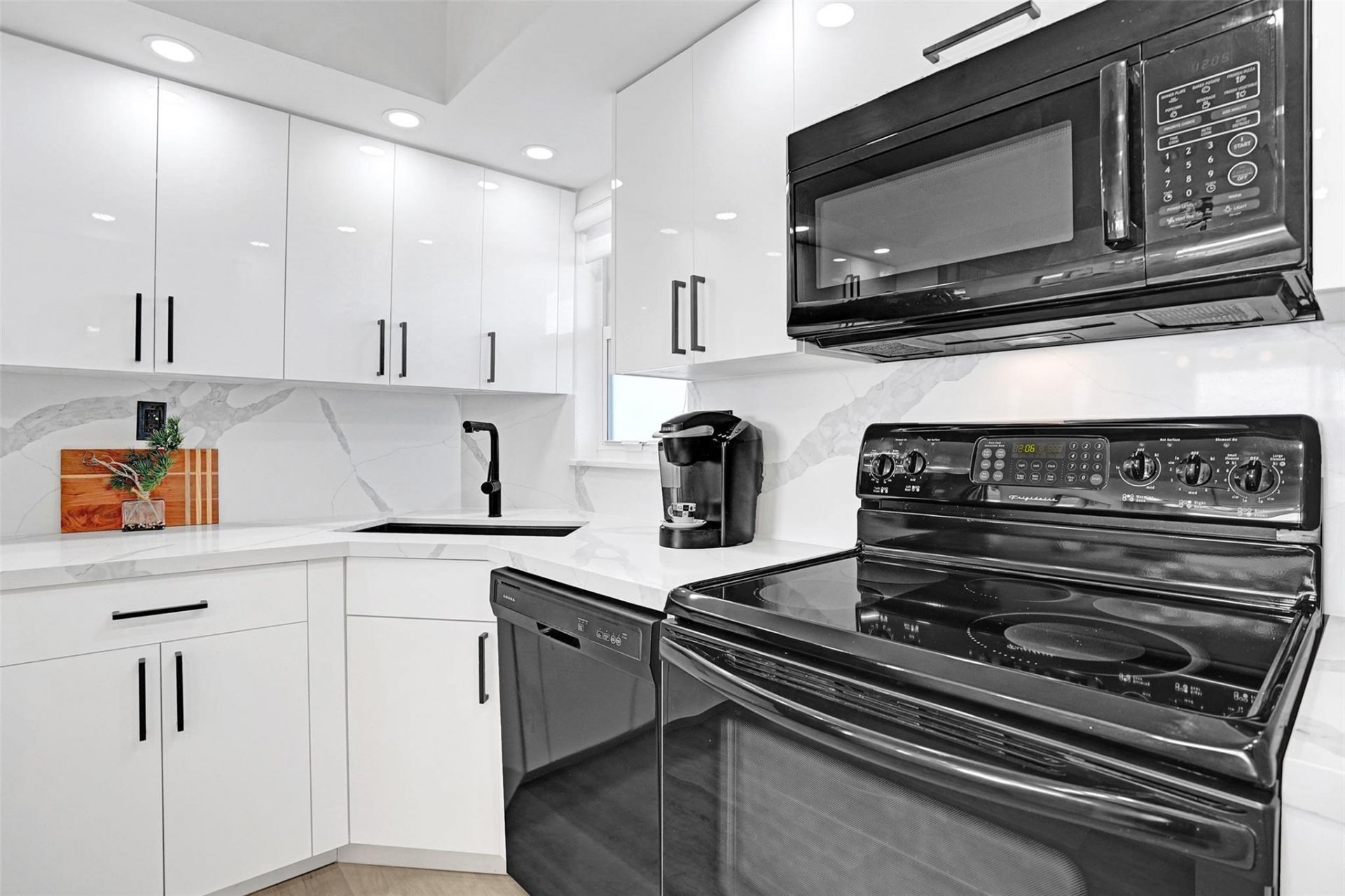 8900 Washington Boulevard, Unit PH11, Hollywood, FL 33025 Photo