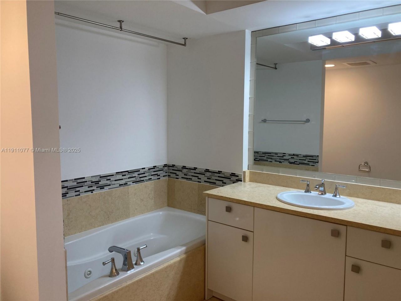 Please Call For Address, Unit 614, Aventura, FL 33180 Photo