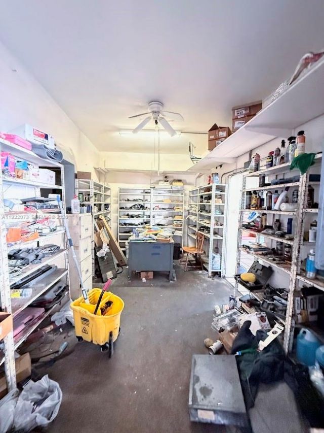 11851 W Dixie Hwy, Miami, FL 33161 Photo