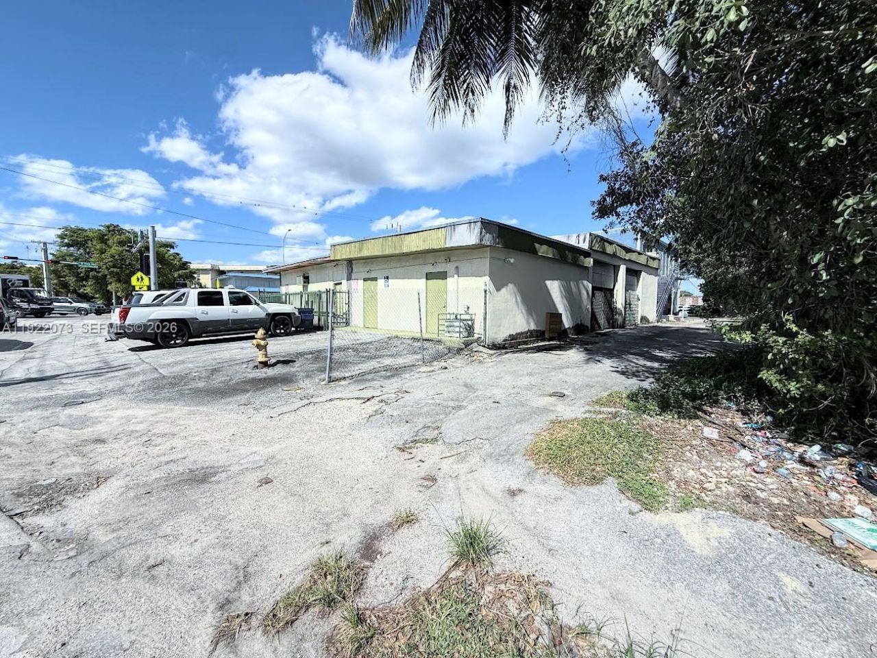 11851 W Dixie Hwy, Miami, FL 33161 Photo