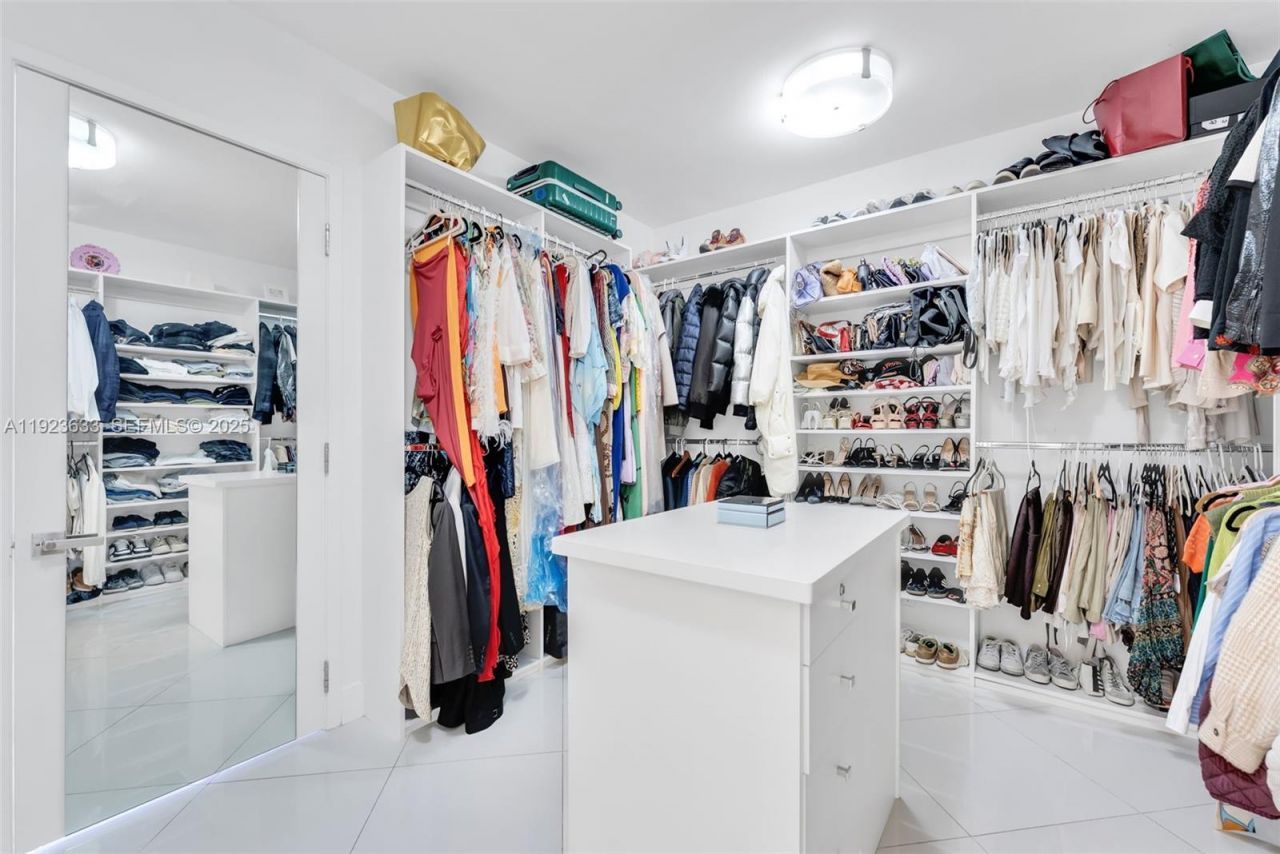 19500 Turnberry Way, Unit 7D, Aventura, FL 33180 Photo