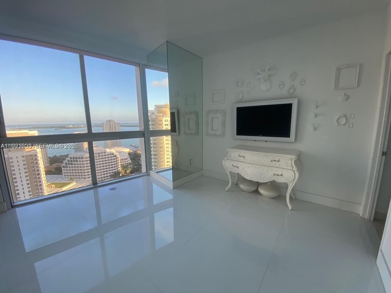 495 Brickell Ave, Unit 2902, Miami, FL 33131 Photo