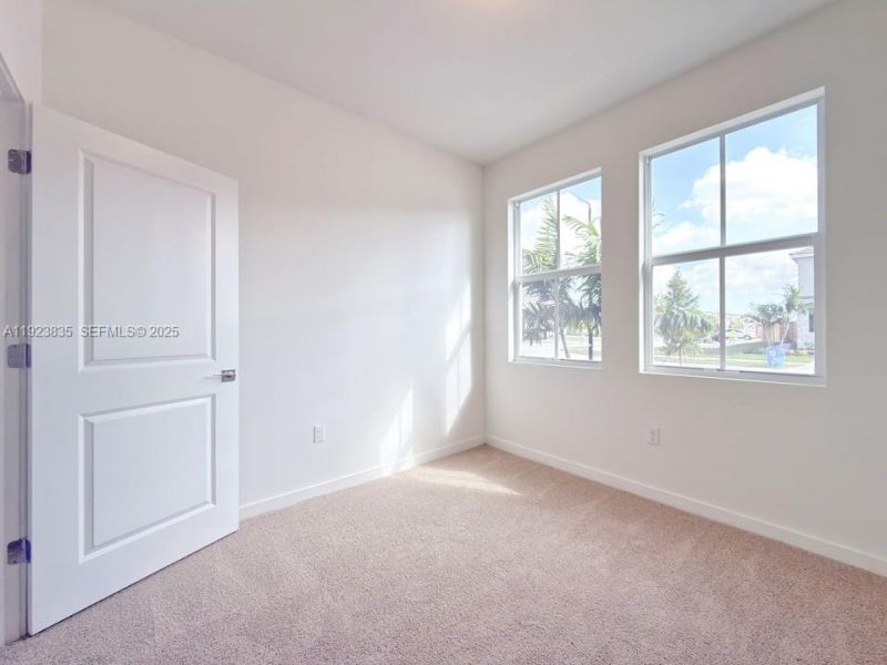 196 NE 13th Ter, Homestead, FL 33033 Photo