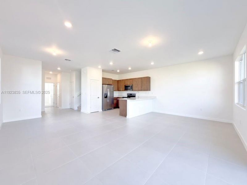 196 NE 13th Ter, Homestead, FL 33033 Photo