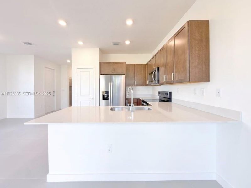 196 NE 13th Ter, Homestead, FL 33033 Photo