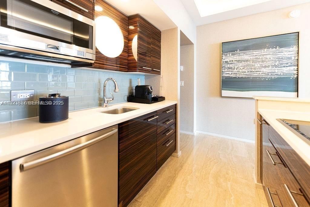 551 N Fort Lauderdale Beach Blvd, Unit R204, Fort Lauderdale, FL 33304 Photo