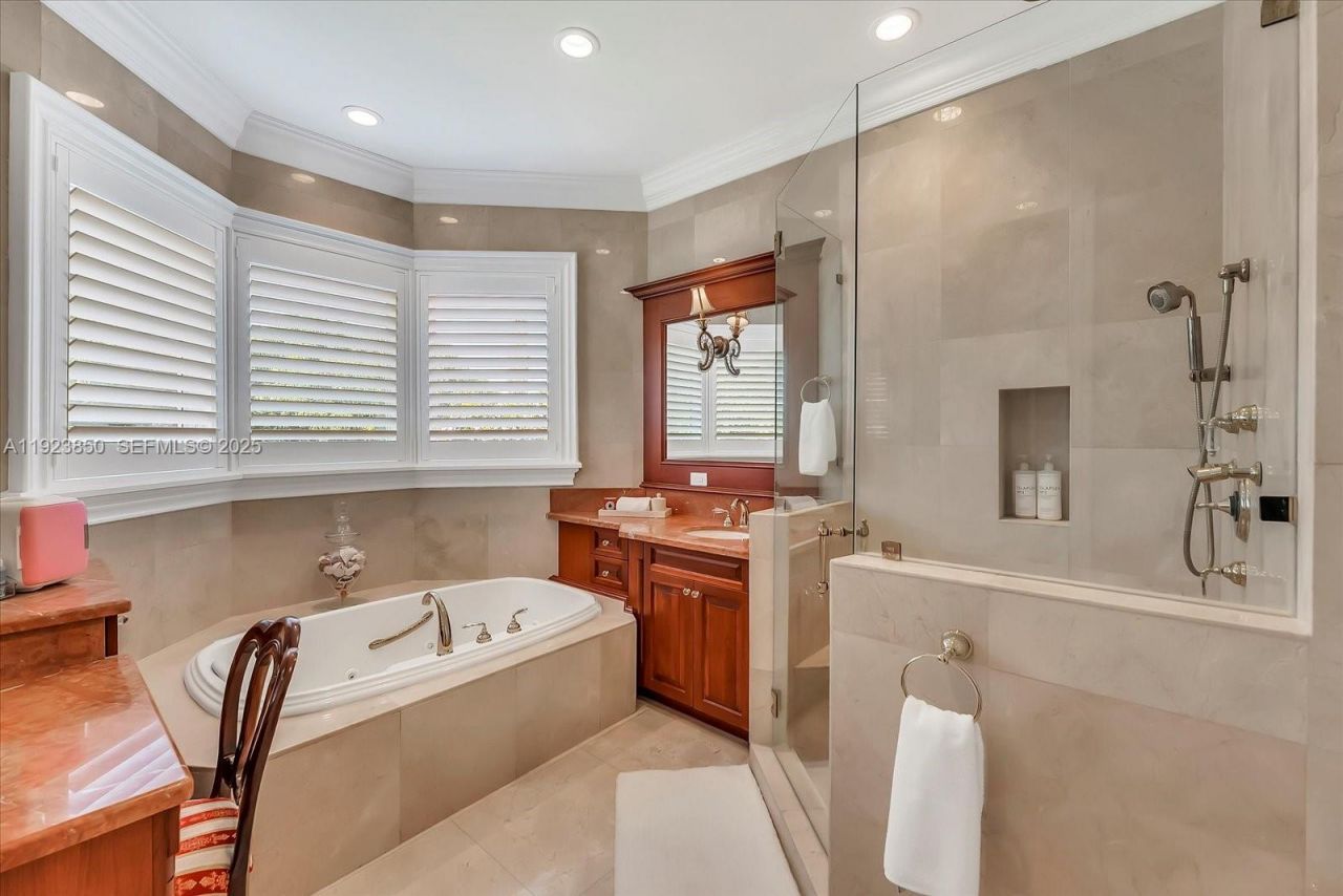 18611 SW 122nd St, Miami, FL 33196 Photo