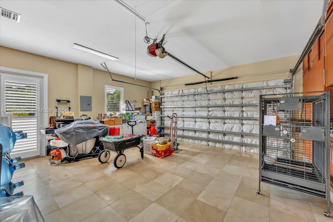 18611 SW 122nd St, Miami, FL 33196 Photo