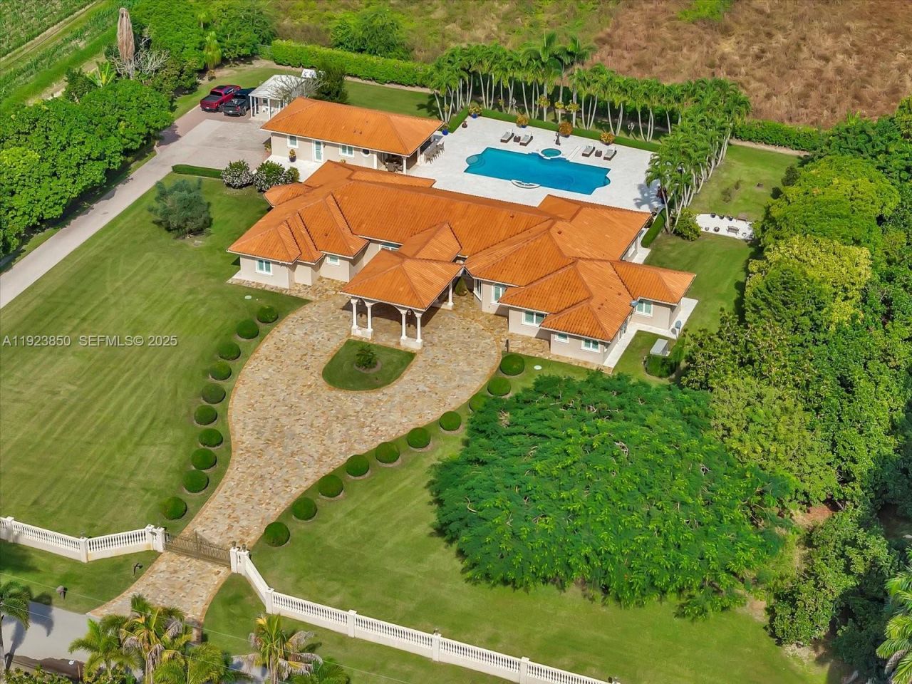 18611 SW 122nd St, Miami, FL 33196 Photo