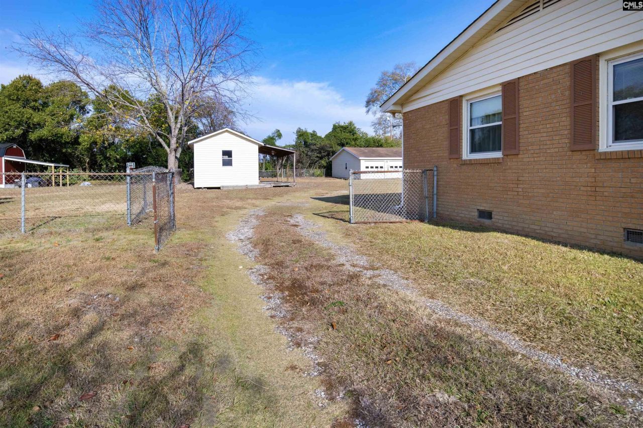 345 Rawls Drive Photo 6