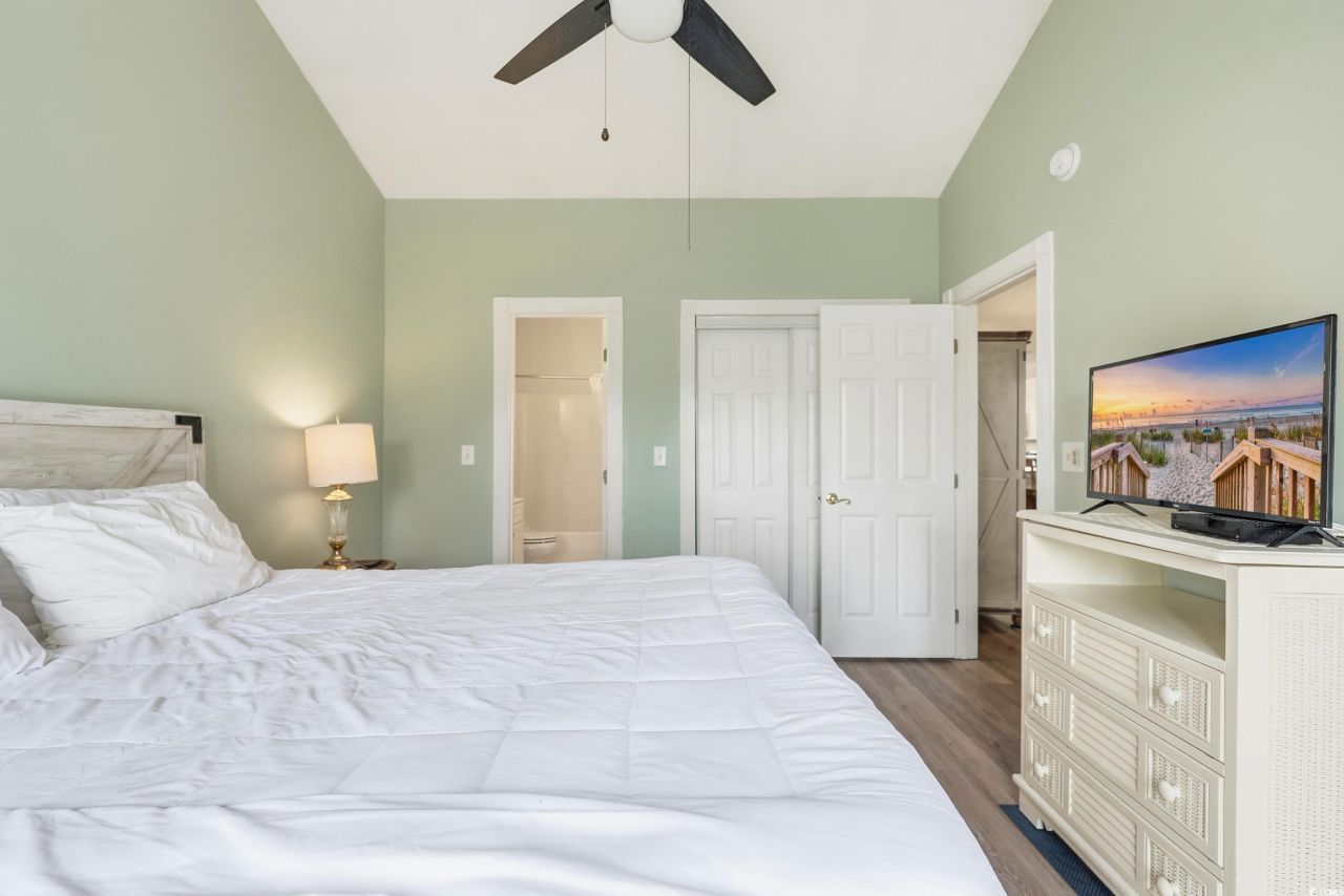 4251 Hibiscus Dr. Photo 14