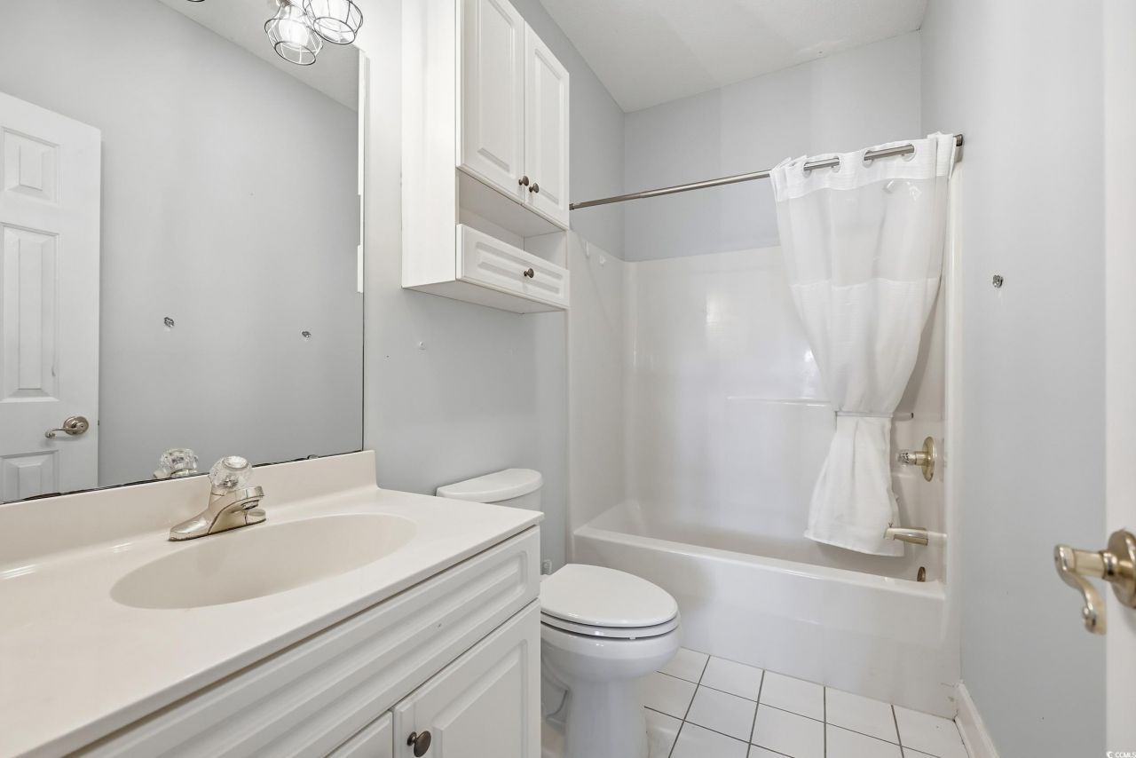 4251 Hibiscus Dr. Photo 15