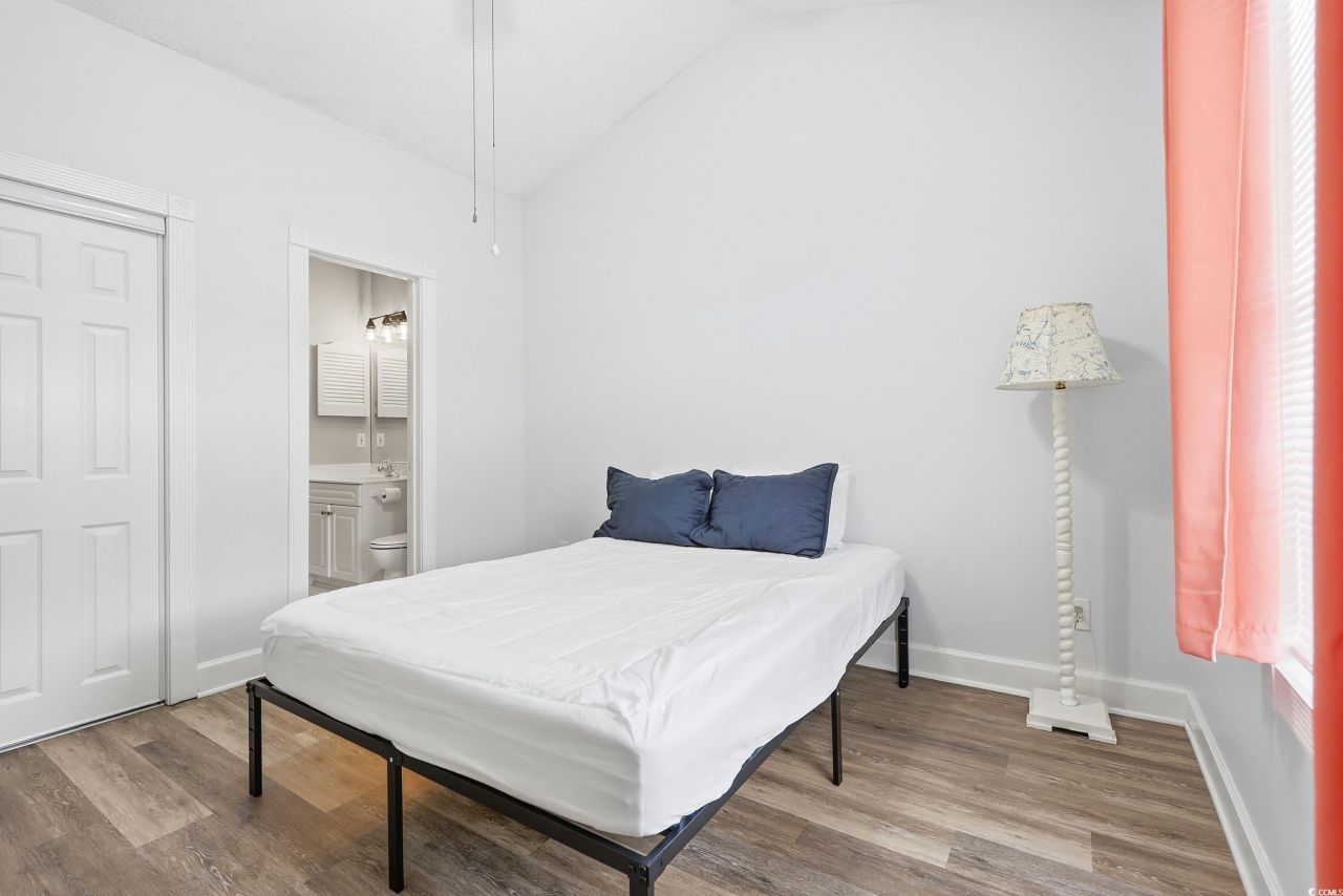 4251 Hibiscus Dr. Photo 16