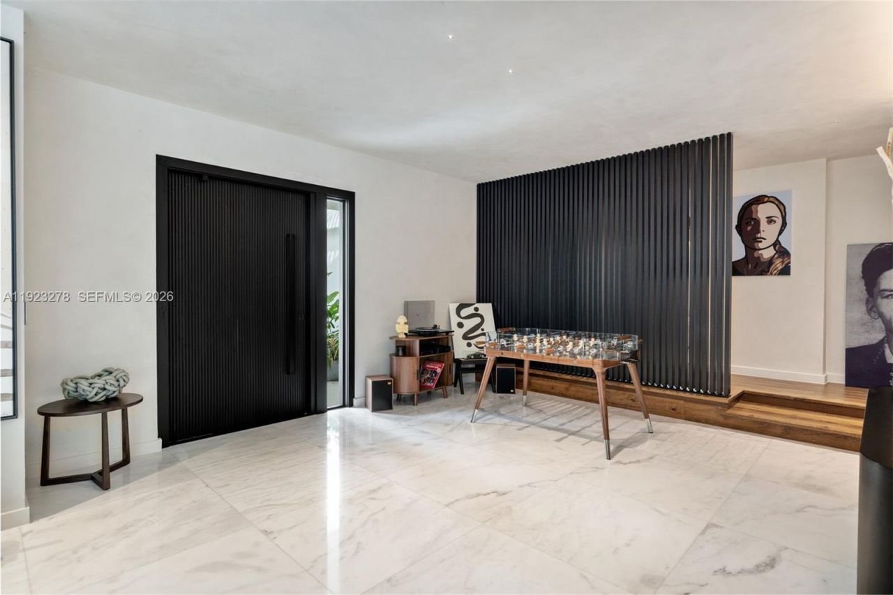 1668 Tigertail Ave, Miami, FL 33133 Photo