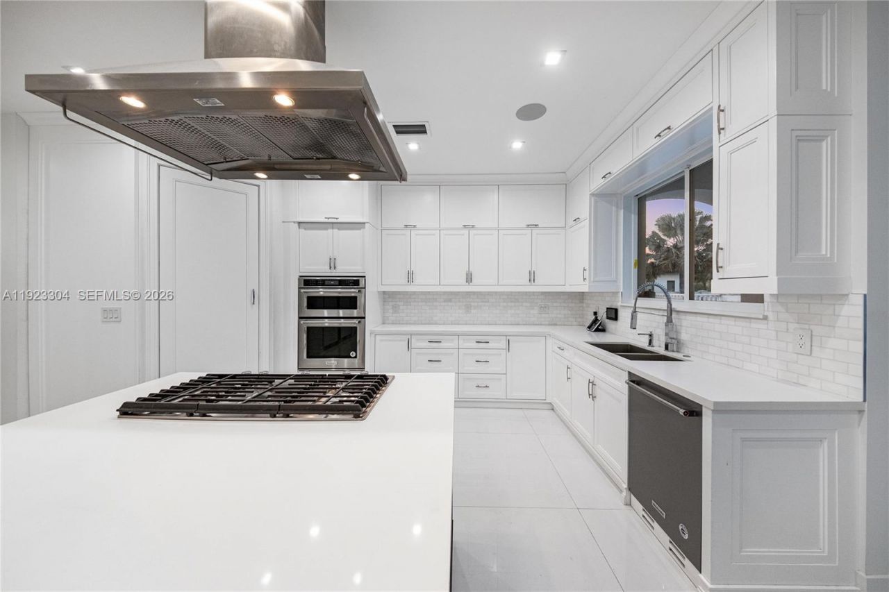 12401 SW 45th St, Miami, FL 33175 Photo