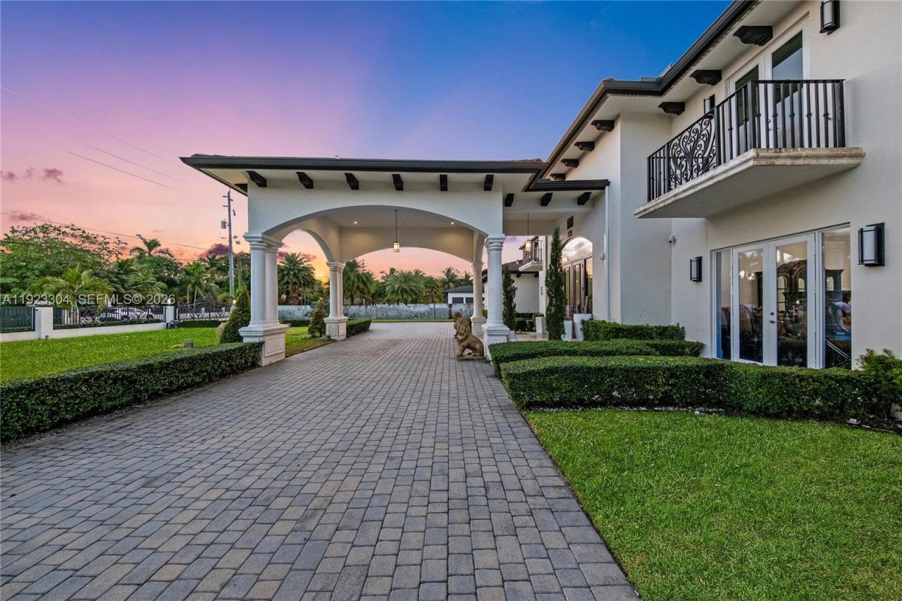 12401 SW 45th St, Miami, FL 33175 Photo