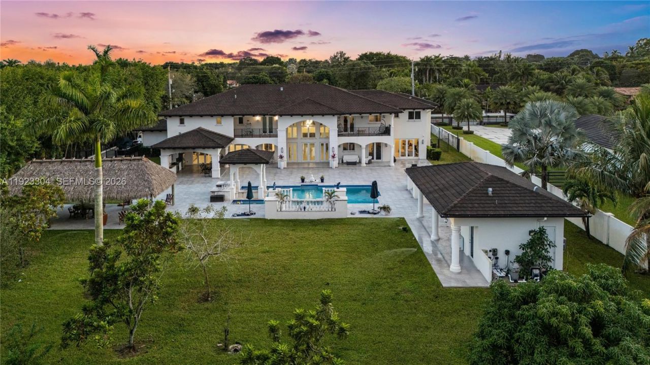 12401 SW 45th St, Miami, FL 33175 Photo